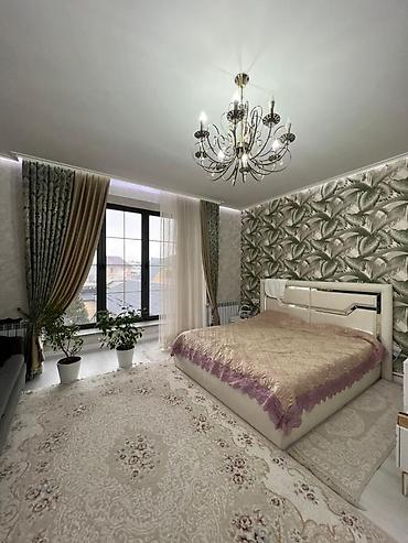 Продажа домов: Дом, 300 м², 7 комнат, Риэлтор — 5