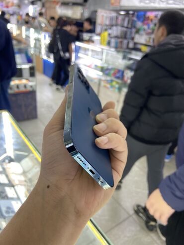 айфон бу 12 про макс: IPhone 12 Pro Max, Б/у, 128 ГБ, Pacific Blue, Зарядное устройство, Защитное стекло, Чехол, 89 %