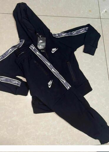 Komplet trenerke: Komplet dečije trenerke sa kapuljačom i patentnim zatvaračem, idealan — 11