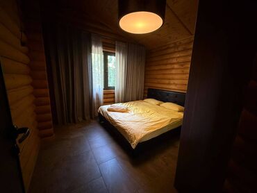 Долгосрочная аренда домов: 180 м², 3 комнаты — 9