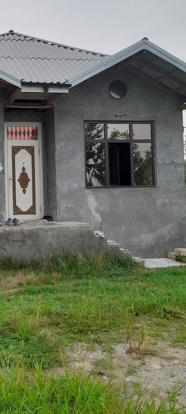 gunluk evler ehmedlide: 30 kv. m, 3 otaqlı, Hovuzsuz, Qaz