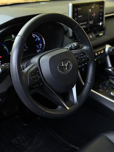 раф: Toyota RAV4: 2020 г., 2.5 л, Гибрид, Кроссовер — 10