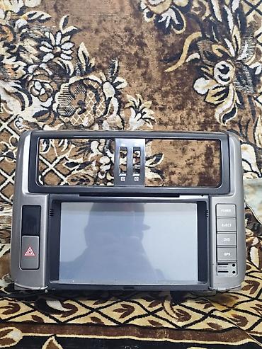 dvd manitor: Avtomobil üçün multimedia mərkəzi paneli və 2DIN multimedia başlıq — 2