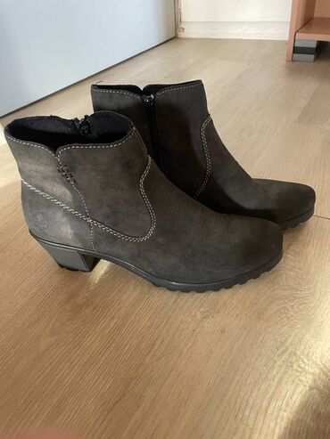 Personal Items: Ankle boots, Rieker, 41
