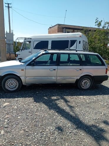 глушитель гольф 4 2.0 бензин: Универсал Volkswagen Passat B3 серебристого цвета, оснащенный