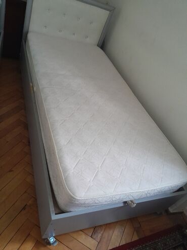 İşlənmiş, Təknəfərlik çarpayı, Bazalı, Matras ilə, Siyirməsiz, Azərbaycan