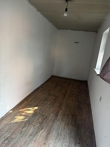 Аренда коммерческой недвижимости: 30 м², С отдельным входом, В частном доме — 2