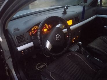 опель вестра: Opel Vectra: 2003 г., 2.2 л, Механика, Бензин, Хэтчбэк