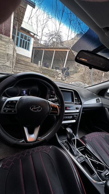 Hyundai: Hyundai Sonata: 2018 г., 2 л, Автомат, Газ, Седан at lalafo.kg — 11 Hyundai: Hyundai Sonata: 2018 г., 2 л, Автомат, Газ, Седан — 11