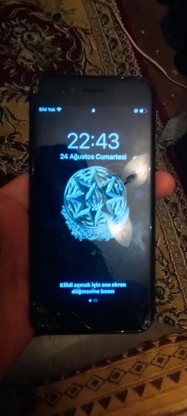 6s ekran: IPhone 7, 32 GB, Qara, Qırıq, Barmaq izi