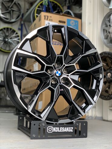 обычные диски: Литые Диски R 22 BMW, Комплект, отверстий - 5, Новый