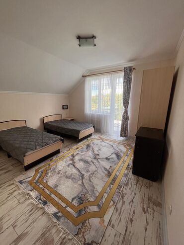 Иссык-Куль 2025: Коттедж, ФОНТАН ЦО Фонтан, Кара-Ой (Долинка), Детская площадка, Парковка, стоянка, Охраняемая территория — 12