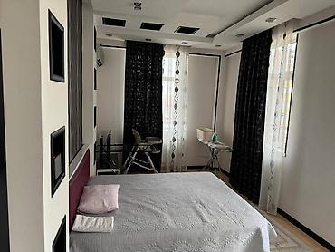 Uzunmüddətli kirayə mənzillər: 8/15 3 otagli menzil kiraye verilir 2 eded kondisioner Paltaryuyan -da lalafo.az — 10 Uzunmüddətli kirayə mənzillər: 8/15 3 otagli menzil kiraye verilir 2 eded kondisioner Paltaryuyan — 10