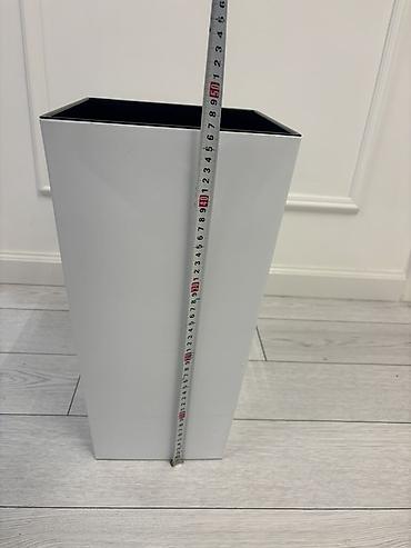 pustə agaci satilir: Ağ kvadrat formalı dekorativ çiçək qabı/planter - Dizayn: Minimalist — 3