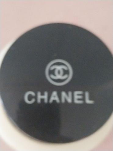 CHANEL Double Perfection Compact – Teint Poudre Mat Éclat, nijansa 06 — 1