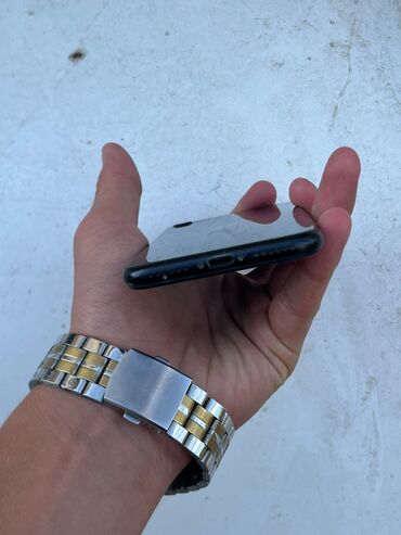 xiomi 10 s: IPhone SE 2020, 64 GB, Qara