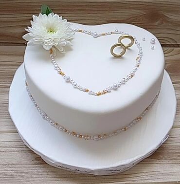 Konditorski proizvodi, slatkiši: Dekorisana rođendanska torta sa motivima fudbala i natpisom "10 Joj" — 6