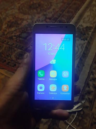 Samsung 8 GB, rəng - Qızılı, İki sim kartlı