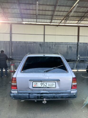 Mercedes-Benz: Mercedes-Benz W124: 1990 г., 2.9 л, Механика, Бензин, Универсал — 6