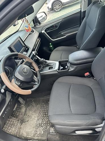 belarus 892 2: Toyota RAV4: 2021 г., 2.5 л, Автомат, Бензин, Кроссовер — 3