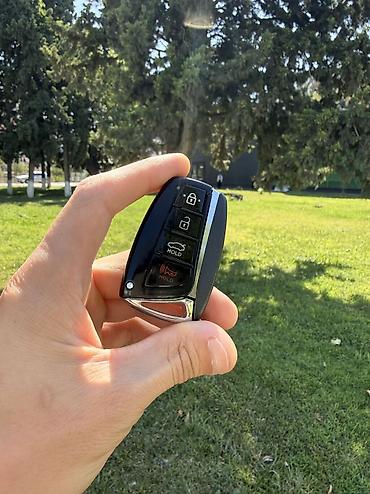 Hyundai smart açar (əsas düyməsiz giriş və uzaqdan idarəetmə fob) -