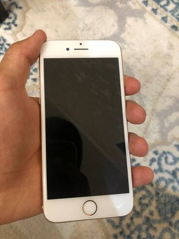 куплю iphone: IPhone 8, 64 ГБ