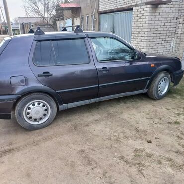 голф жетта: Volkswagen Golf: 1993 г., 1.8 л, Механика, Бензин