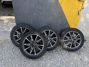 android avto: Комплект зимних колес на дисках KIA - Шины: Michelin (шипованные) — 4