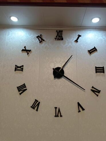 часы настенные большие: Настенные часы, римские цифры диаметр 130 см В наличии серебренные