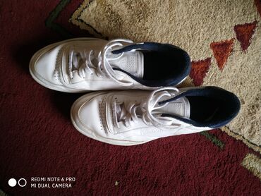ярмарка обуви для проблемных ног бишкек: Женские кроссовки Reebok оригинал.торг. 9 микрорайон