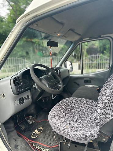 bmw f10 lip: Ford Transit: 2.5 l | 1998 il 256748 km Universal — 5