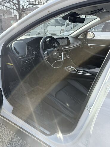 Hyundai: Hyundai Sonata: 2019 г., 2 л, Автомат, Газ, Седан — 10