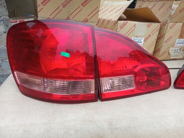 Стоп-сигналы: Комплект стоп-сигналов Toyota 2003 г., Новый, Оригинал, Япония at lalafo.kg Стоп-сигналы: Комплект стоп-сигналов Toyota 2003 г., Новый, Оригинал, Япония