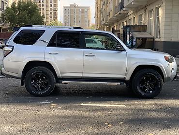 jeep compas: Toyota 4Runner: 2018 г., 4 л, Автомат, Бензин, Внедорожник — 6