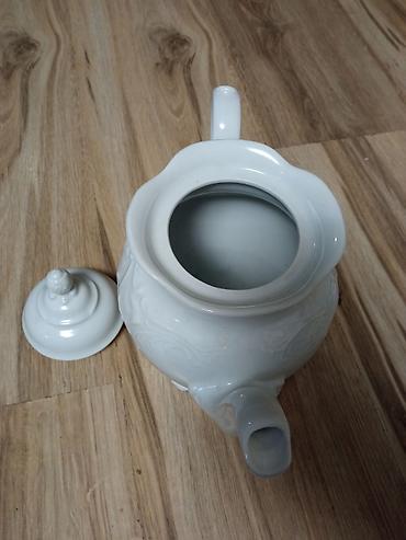Čajnici: Porcelanski čajnik sa poklopcem – klasičan beli servisni komad - — 7