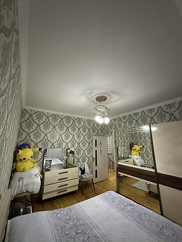 iceri seher: 4 otaqlı, 94 kv. m, Orta təmir — 7