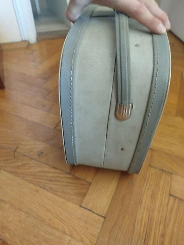 Zvučnici i stereo sistemi: Stari retro gramofon u koferu vintage Radi ali potenciometri zezaju — 12