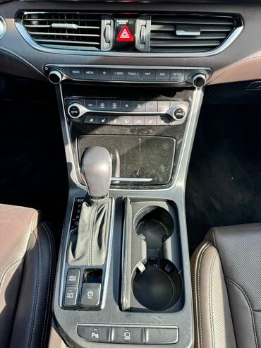 Hyundai: Hyundai Grandeur: 2019 г., 2.4 л, Автомат, Гибрид, Седан — 13