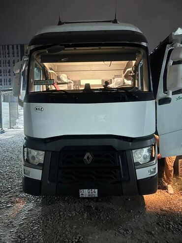 домик на колесах: Тягач, Renault, Без прицепа