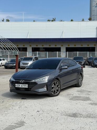 машина суйроо: Hyundai Elantra: 2018 г., 1.6 л, Вариатор, Бензин, Седан