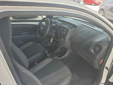 Toyota: Toyota Aygo: 1 l. | 2015 έ. Χάτσμπακ — 8