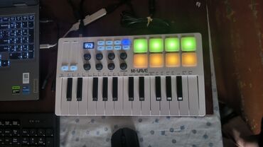 Lenovo: CPU: Intel i7-13650HX 2.6G RAM: 32GB Storage: 1TB SSD GPU: RTX4050 -da lalafo.az — 13 Lenovo: CPU: Intel i7-13650HX 2.6G RAM: 32GB Storage: 1TB SSD GPU: RTX4050 — 13