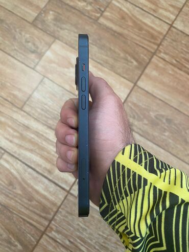 Apple iPhone: IPhone 13, 128 GB, Black Titanium, Face ID, Sənədlərlə — 7