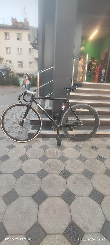 fix jixf: Фикс-байк (fixed gear) с трековой посадкой - Рама и вилка: стальная — 5
