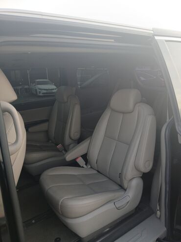 Kia: Kia Carnival: 2020 г., 2.2 л, Автомат, Дизель, Минивэн — 4