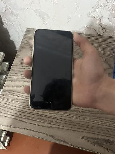white: IPhone 11, 64 GB, White Titanium, Face ID, Barmaq izi, Simsiz şarj — 2