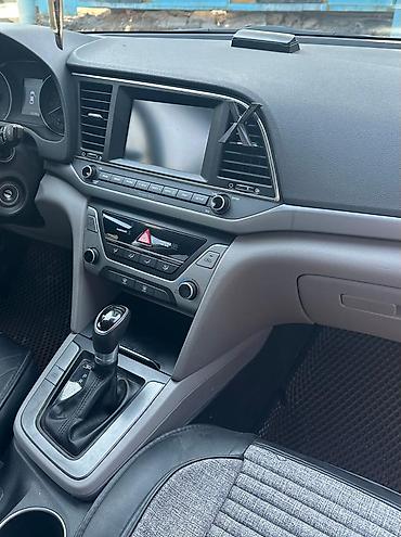 e klass: Hyundai Elantra: 2017 г., Автомат, Бензин, Седан — 3