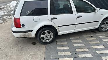 Volkswagen: Volkswagen Golf Variant: 2004 г., 2 л, Механика, Бензин, Универсал — 4