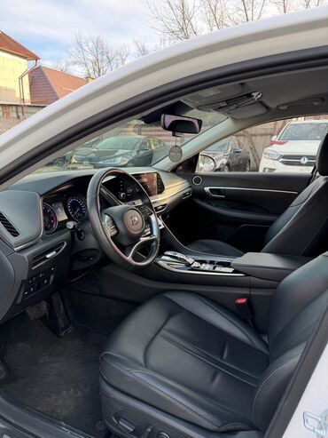 Hyundai: Hyundai Sonata: 2019 г., 2 л, Автомат, Газ, Седан — 7
