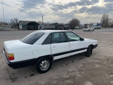 машина ауди: Audi 100: 1987 г., 1.8 л, Механика, Бензин, Седан